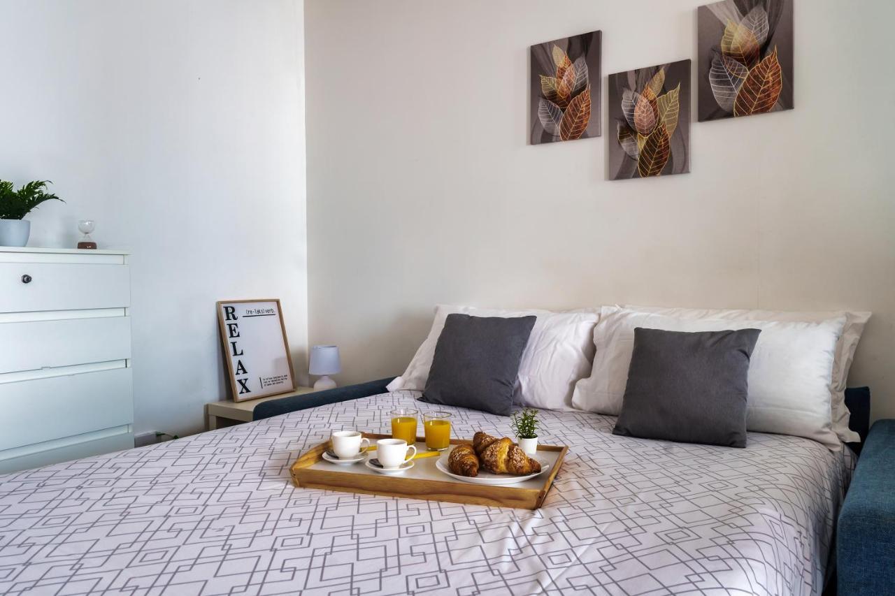 Ambrogio'S Nest - Modern Close To Cadorna Station Milan Luaran gambar